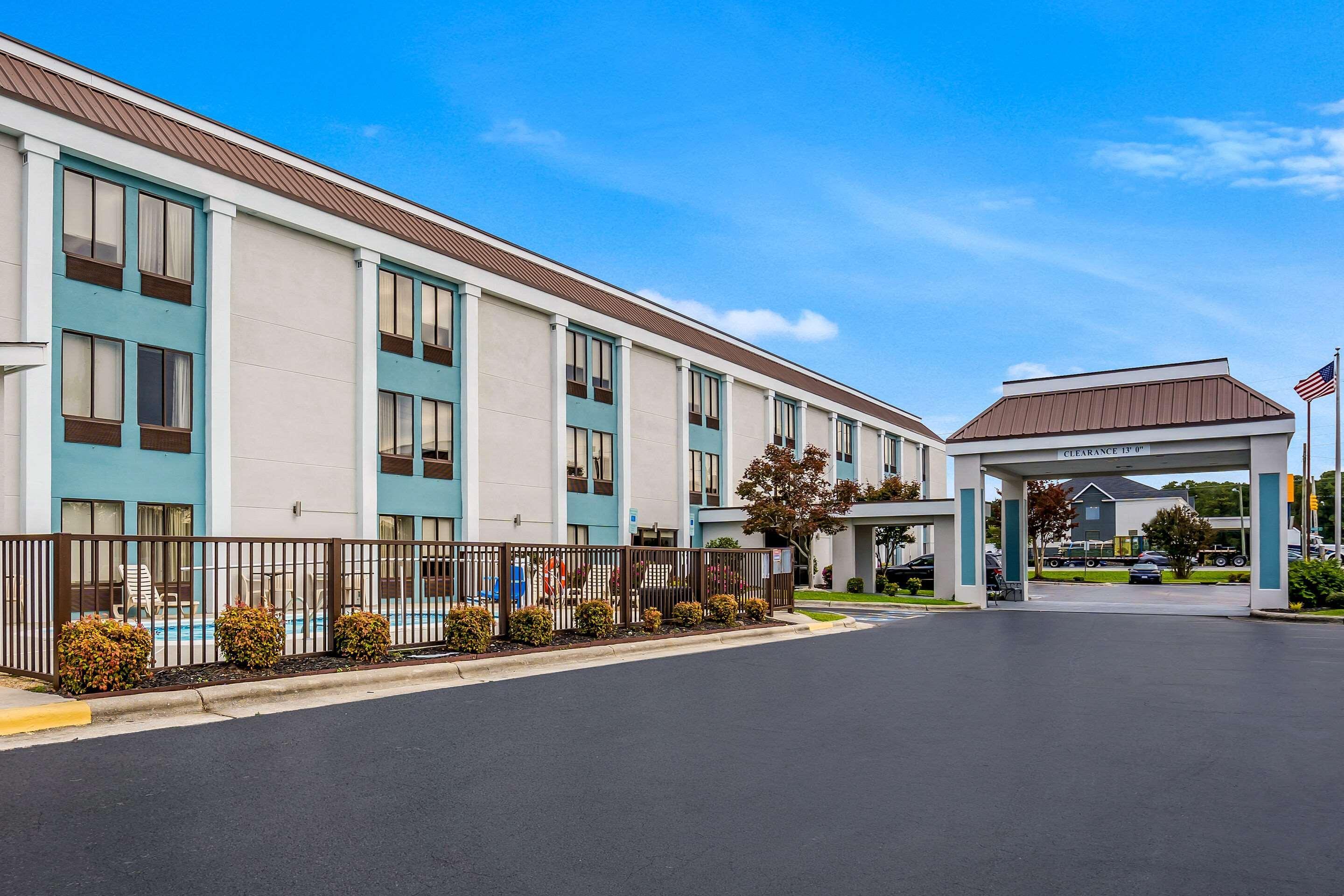 Quality Inn Jacksonville Near Camp Lejeune Exterior foto