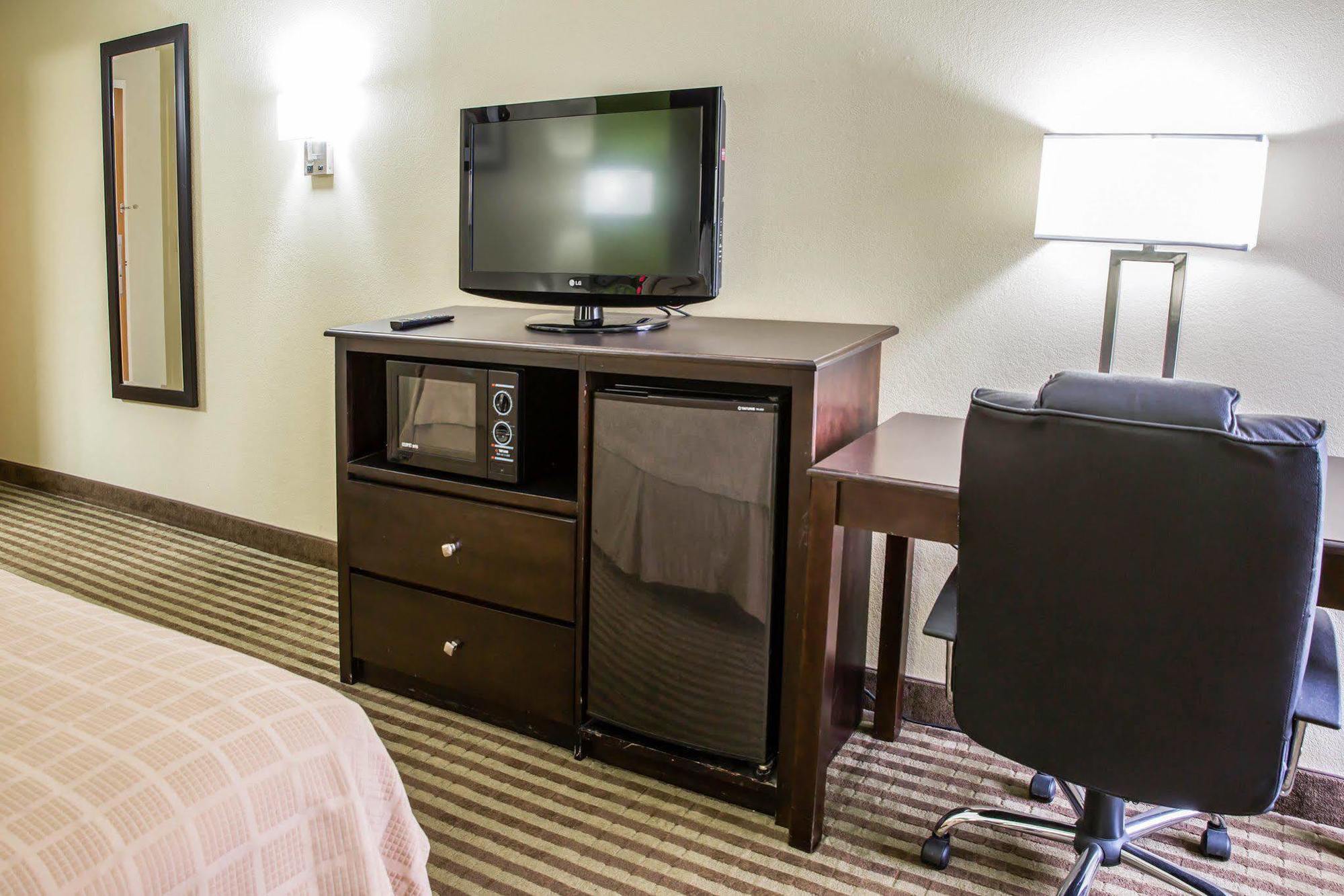 Quality Inn Jacksonville Near Camp Lejeune Exterior foto